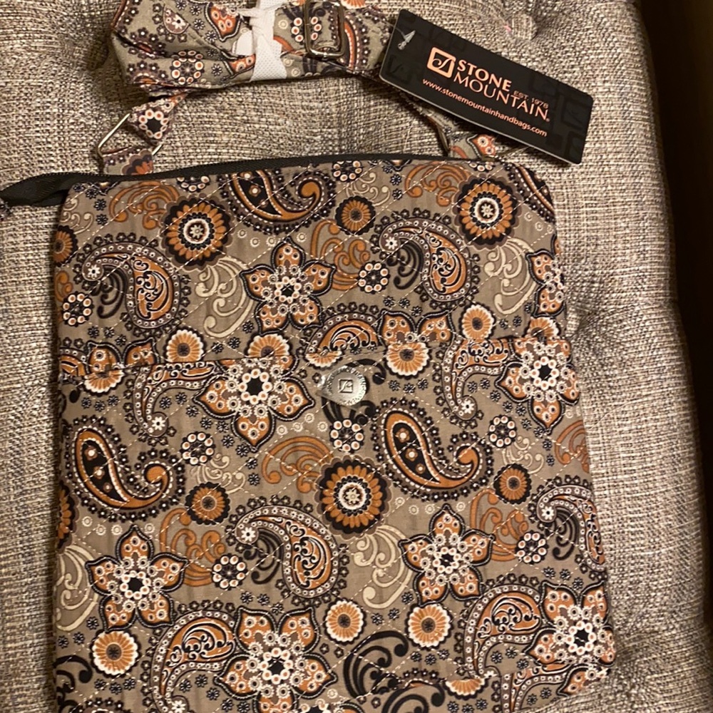 Stone Mountain crossbody, medium , black/gray/tan